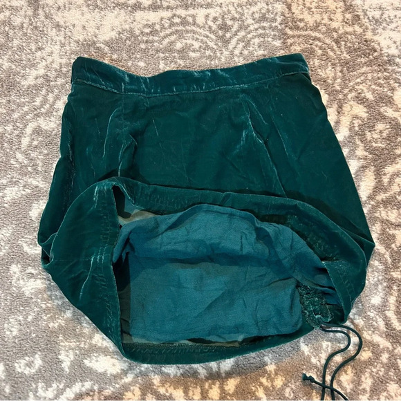 Free People Skirts Free People Vivienne Velvet Mini Skirt Size 2 - Picture 9 of 11